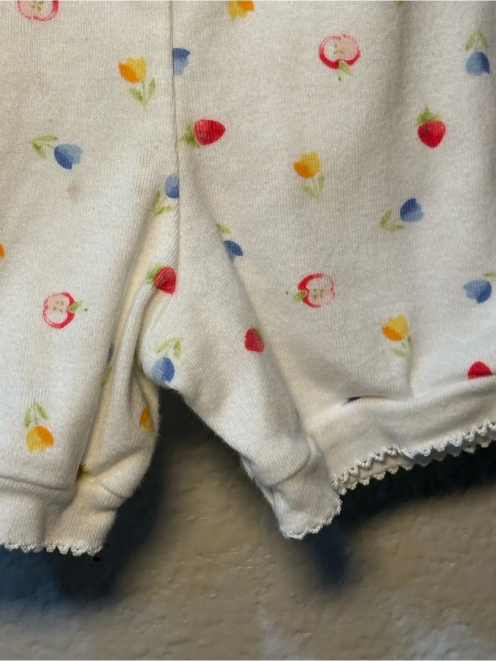 Gymboree Vintage Rainbow Tag 1998 Girl’s Romper Fruit Print 12-18 Months